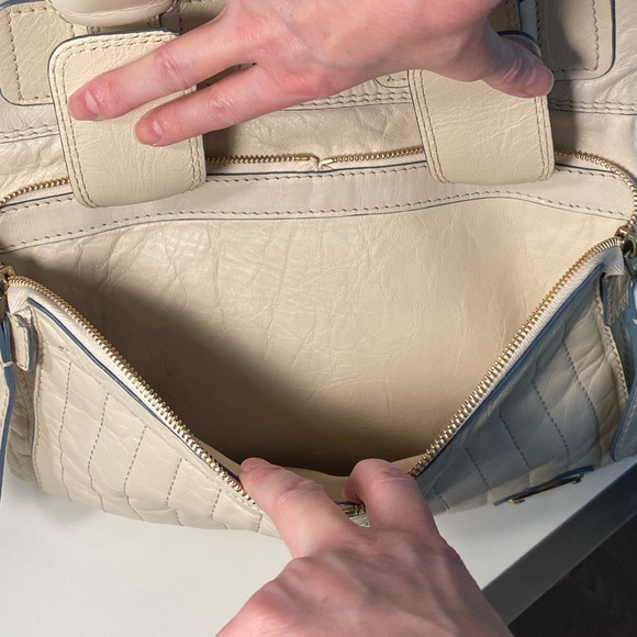 Elegant Chloe Cream Satchel Bag - Picture 10 of 16
